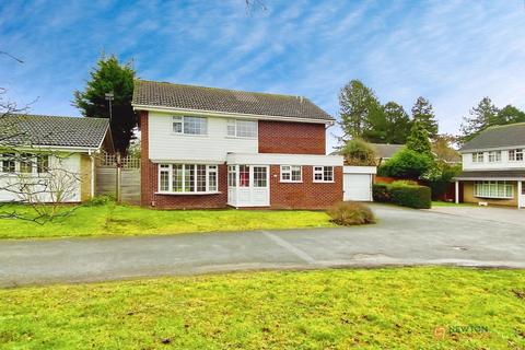 3 bedroom detached house for sale - The Yews, Oadby, LE2