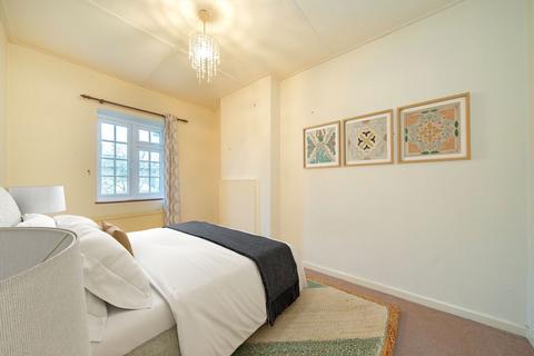 3 bedroom house for sale, Gibbon Walk, London SW15