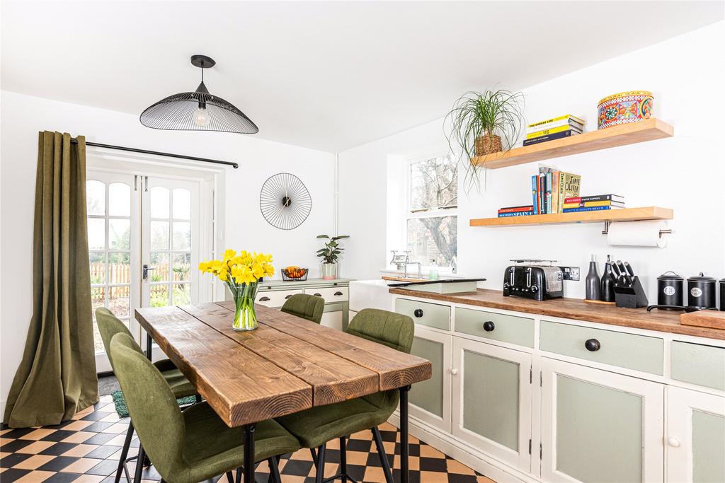 Kitchen/Breakfast Rm