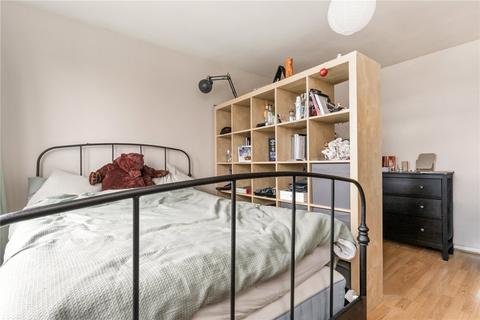 1 bedroom apartment for sale, Sidney Street, London, E1
