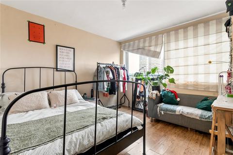1 bedroom apartment for sale, Sidney Street, London, E1