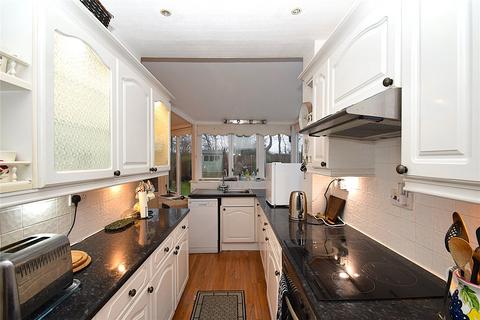 3 bedroom semi-detached house for sale, Newlands Park Crescent, Scarborough, North Yorkshire, YO12