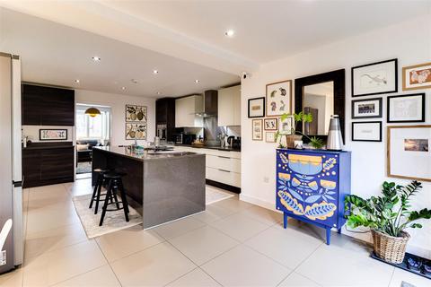 undefined, Beech Grove, Guildford GU2