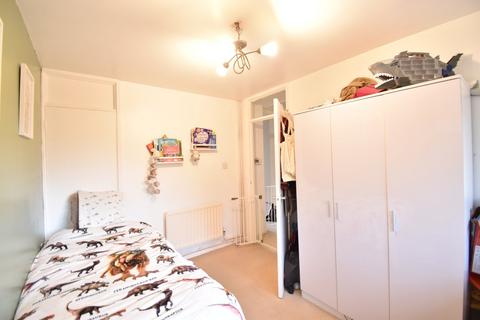 2 bedroom property to rent, Twyford Court, Maidstone, ME14