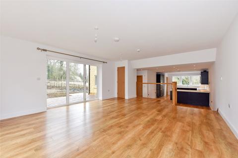 4 bedroom detached house to rent, Violet Lane, Winchcombe, Cheltenham, Gloucestershire, GL54