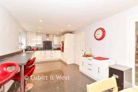 4 bedroom detached house for sale, Jackson Way, Littlehampton, West Sussex