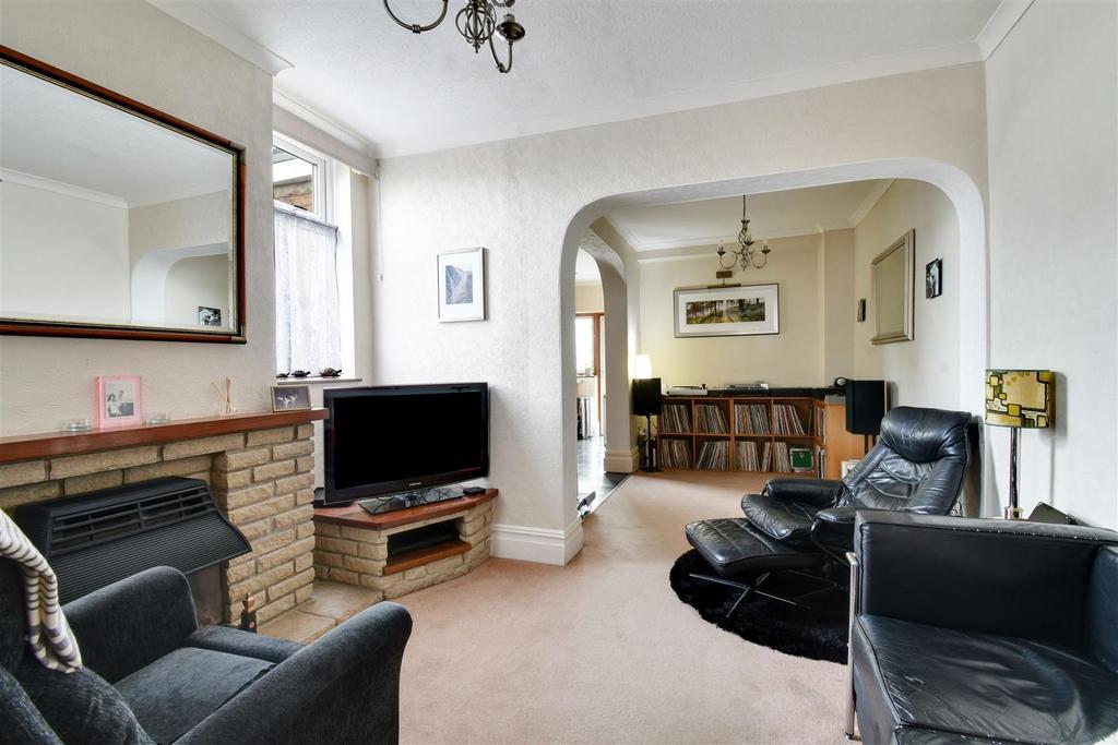 Sitting Room 1.jpg