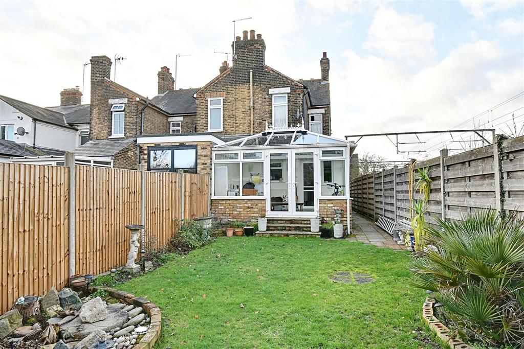 Garden 3.jpg
