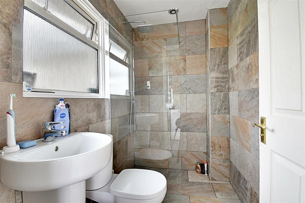 Shower Room.jpg