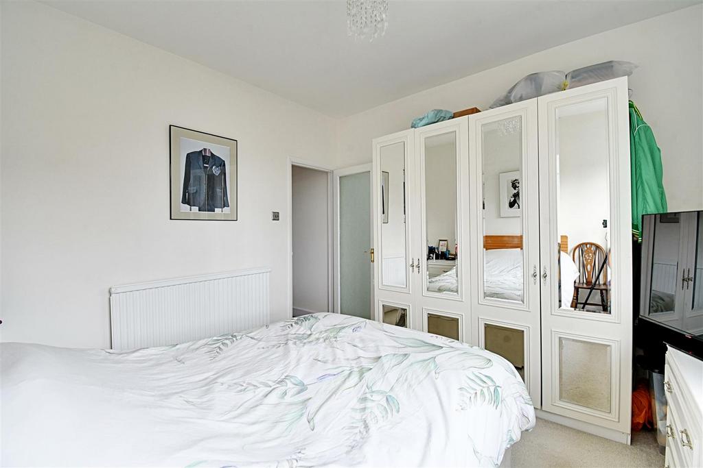 Bedroom 1 2.jpg