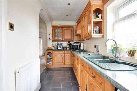2 bedroom end of terrace house for sale, Raynham Street, Hertford SG13