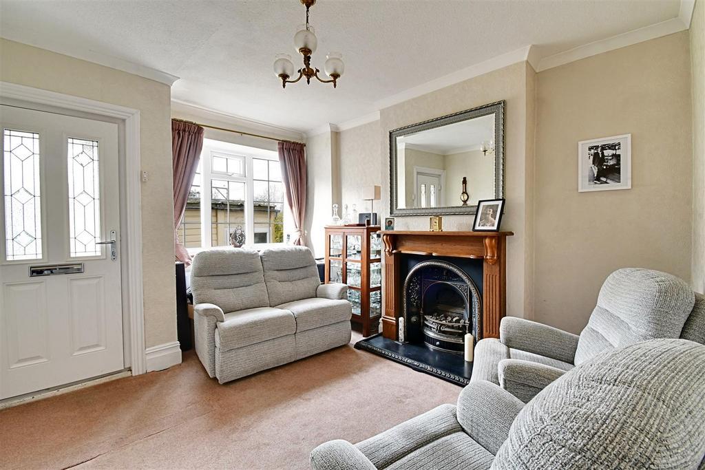 Living Room 2.jpg