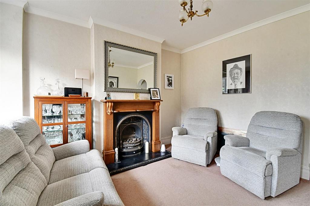 Living Room 1.jpg