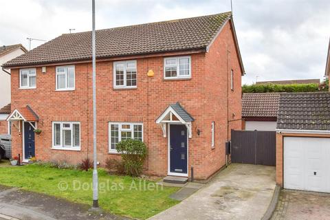 3 bedroom semi-detached house for sale, Pebmarsh Drive, Wickford SS12