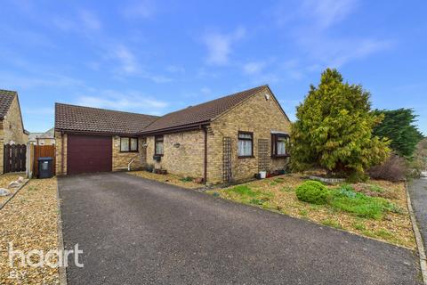 4 bedroom detached bungalow for sale - Beald Way, Ely
