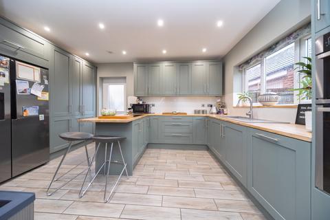 4 bedroom detached house for sale, Southfield Avenue, Sileby, Loughborough, LE12