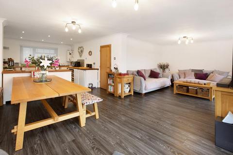 3 bedroom end of terrace house for sale, Upper Longlands, Dawlish, EX7