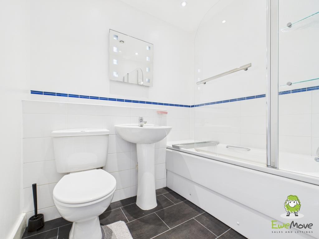 Ewe Move Estate Agents Basingstoke - Bourdillion Ga
