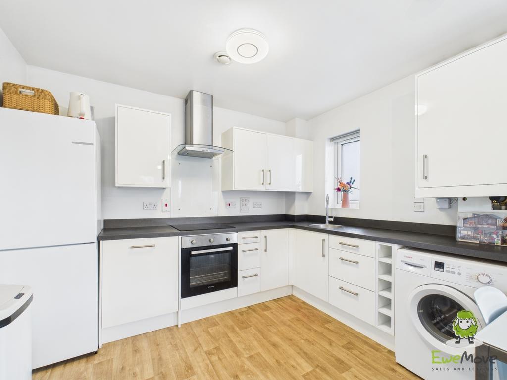 Ewe Move Estate Agents Basingstoke - Bourdillion Ga