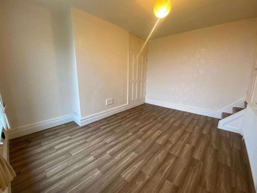 LOUNGE.jpg