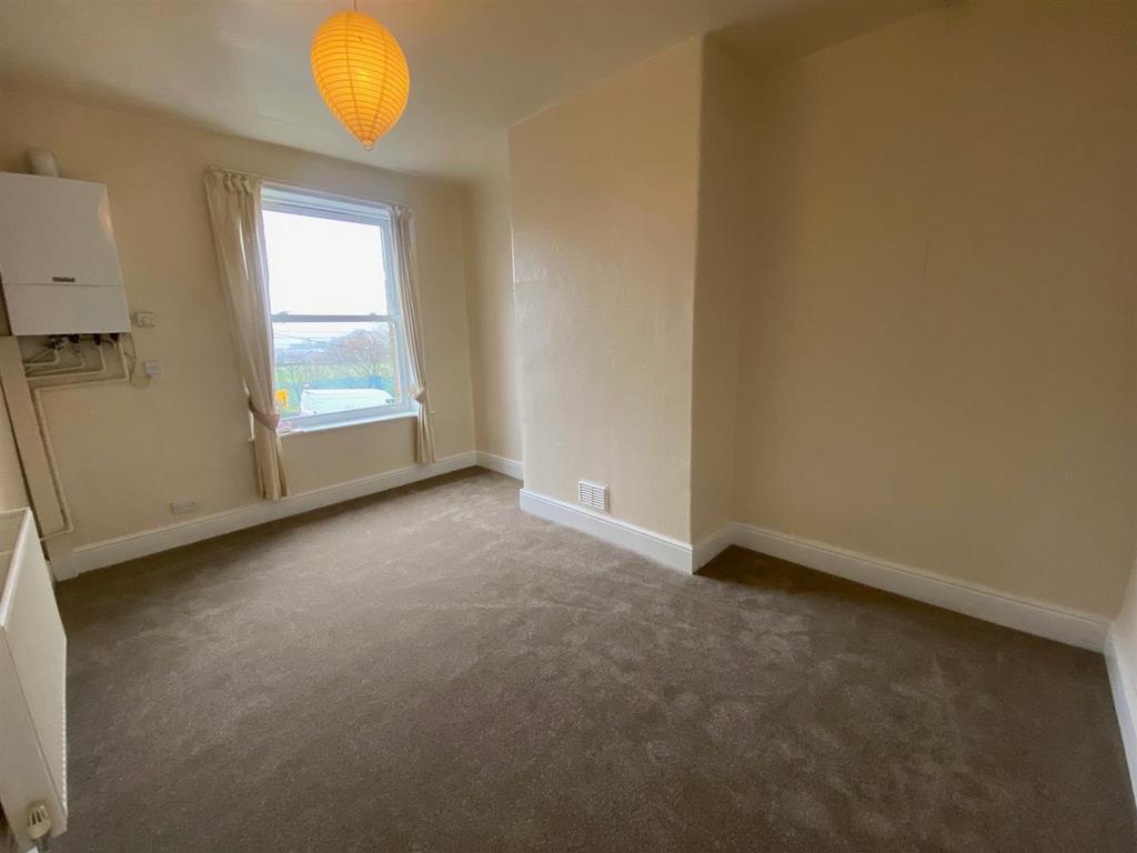 BEDROOM.jpg