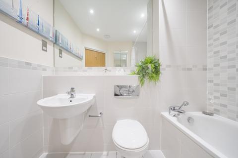 2 bedroom apartment for sale, South Park, Gerrards Cross, Buckinghamshire