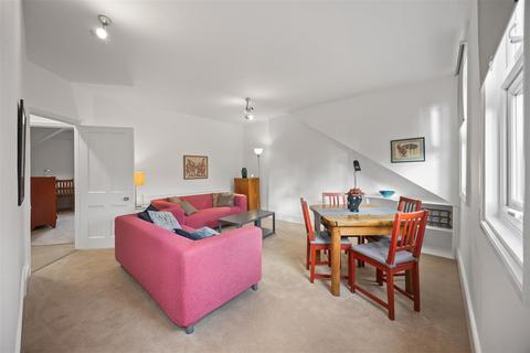 2 bedroom flat to rent - Brondesbury Villas, Kilburn NW6