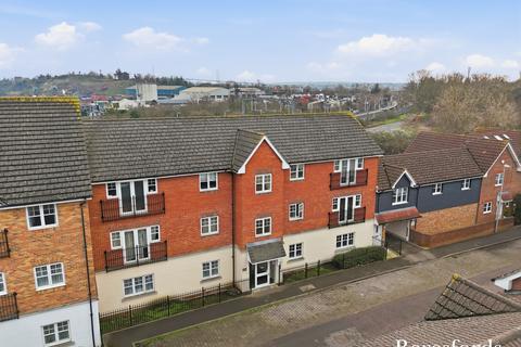 2 bedroom apartment for sale - Caspian Way, Purfleet-on-Thames, RM19