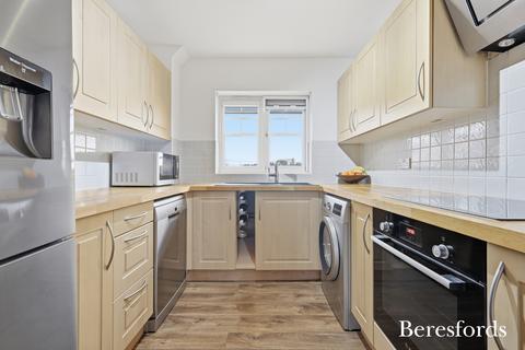 2 bedroom apartment for sale, Caspian Way, Purfleet-on-Thames, RM19