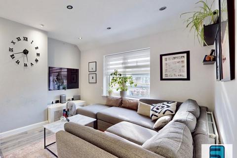 1 bedroom maisonette for sale, Marlborough Road, Dagenham, RM8