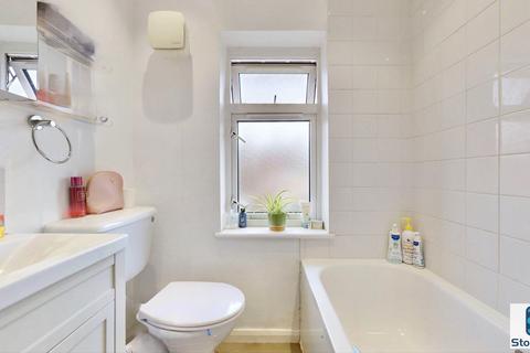 1 bedroom maisonette for sale, Marlborough Road, Dagenham, RM8