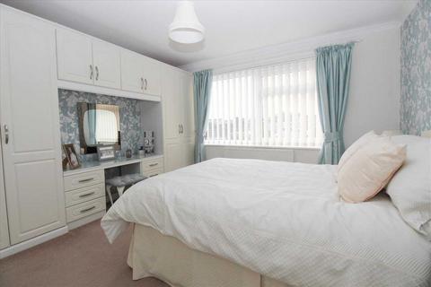 2 bedroom flat for sale, Gresham Close, Southfied Green, Cramlington