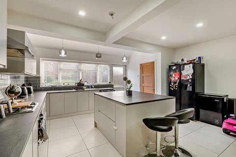 3 bedroom end of terrace house for sale, 352 Moat Road, Oldbury B68