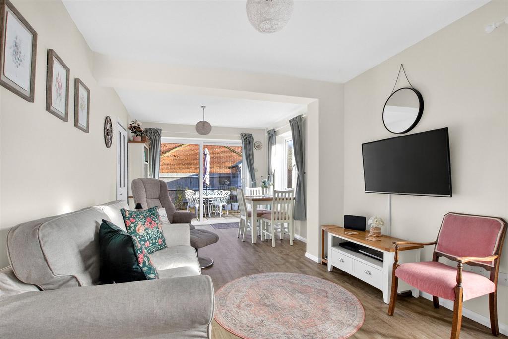 Living/Dining Room