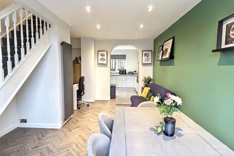3 bedroom semi-detached house for sale, Denbydale Way, Royton, Oldham