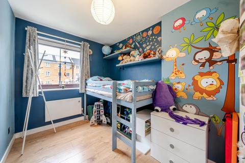 2 bedroom apartment for sale, Granville Square, London