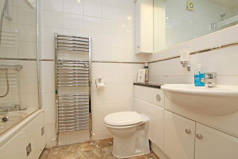 undefined, Bridle Lane, St Margarets TW1