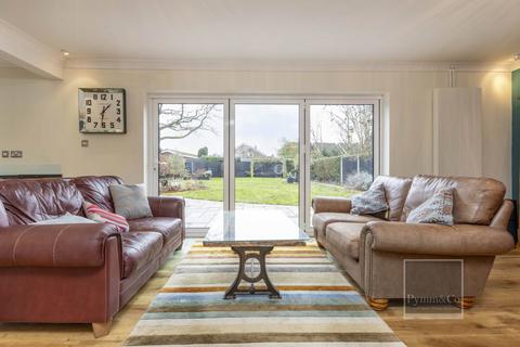 5 bedroom detached house for sale, Brabazon Road, Norwich NR6