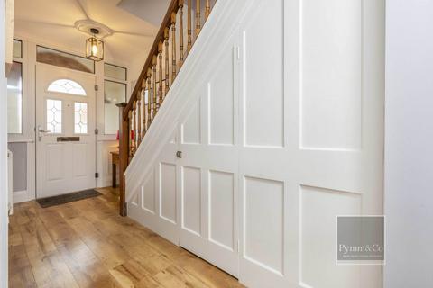 5 bedroom detached house for sale, Brabazon Road, Norwich NR6