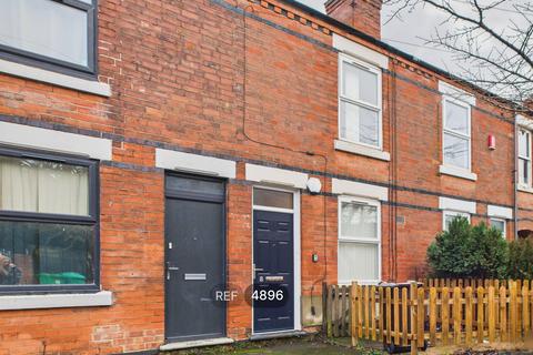 2 bedroom terraced house to rent, Nottingham NG2