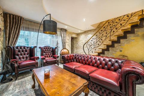 4 bedroom semi-detached house for sale, High Wycombe,  Buckinghamshire,  HP13
