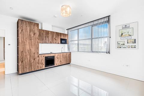 2 bedroom flat to rent, Manhattan House, Manhattan Business Park, Ealing, London, W5