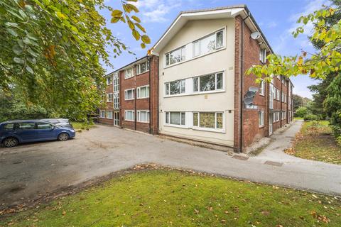 2 bedroom apartment to rent, Ashton Lane, Sale