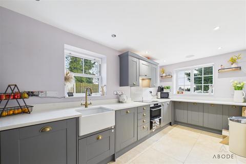 3 bedroom detached house for sale, Henhurst Hill, Burton-On-Trent DE13