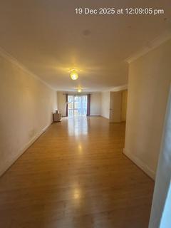 3 bedroom flat to rent, King & Queen Wharf, Rotherhithe Street, SE16