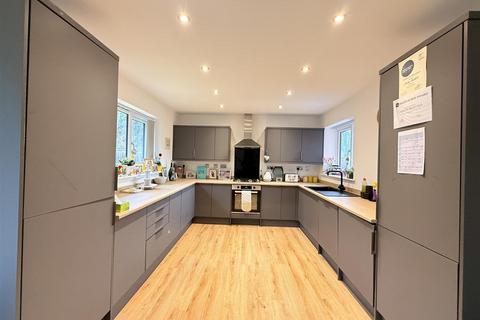 3 bedroom semi-detached house for sale, Mill Park Mews, Kidderminster