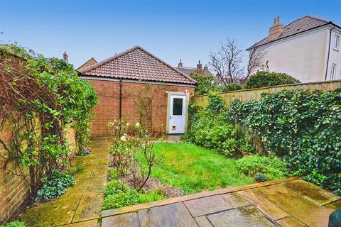 3 bedroom end of terrace house for sale, Stannon Street, Poundbury