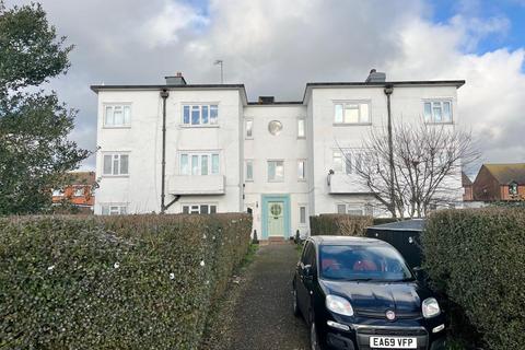 3 bedroom flat for sale, Upper Belgrave Road, Seaford