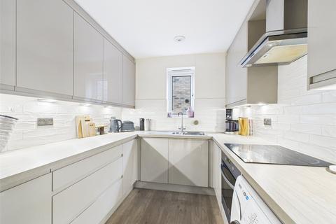 2 bedroom apartment for sale, Barrack Road, Christchurch, Dorset, BH23
