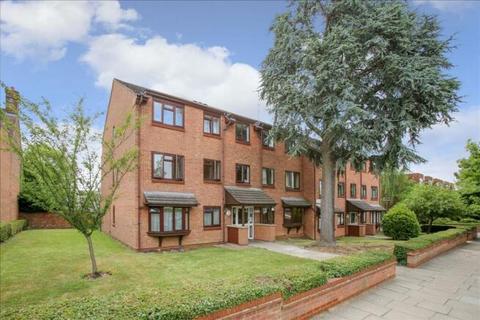 2 bedroom ground floor flat for sale - Park View Road, Ealing
